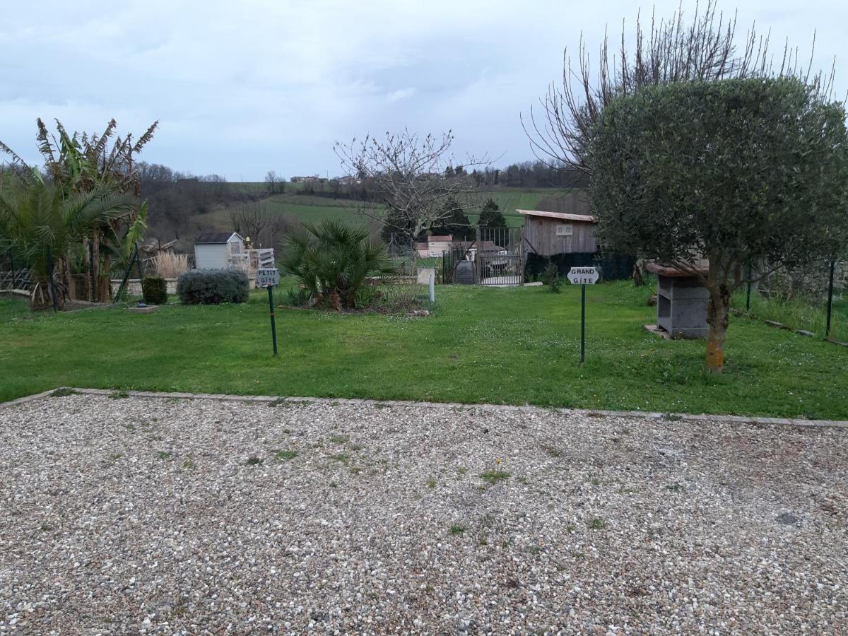 Gite Les Deux Meules Sainte-Colombe  Exterior photo
